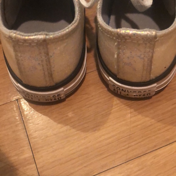 White sparky converse all stars size 1 - Picture 3 of 5